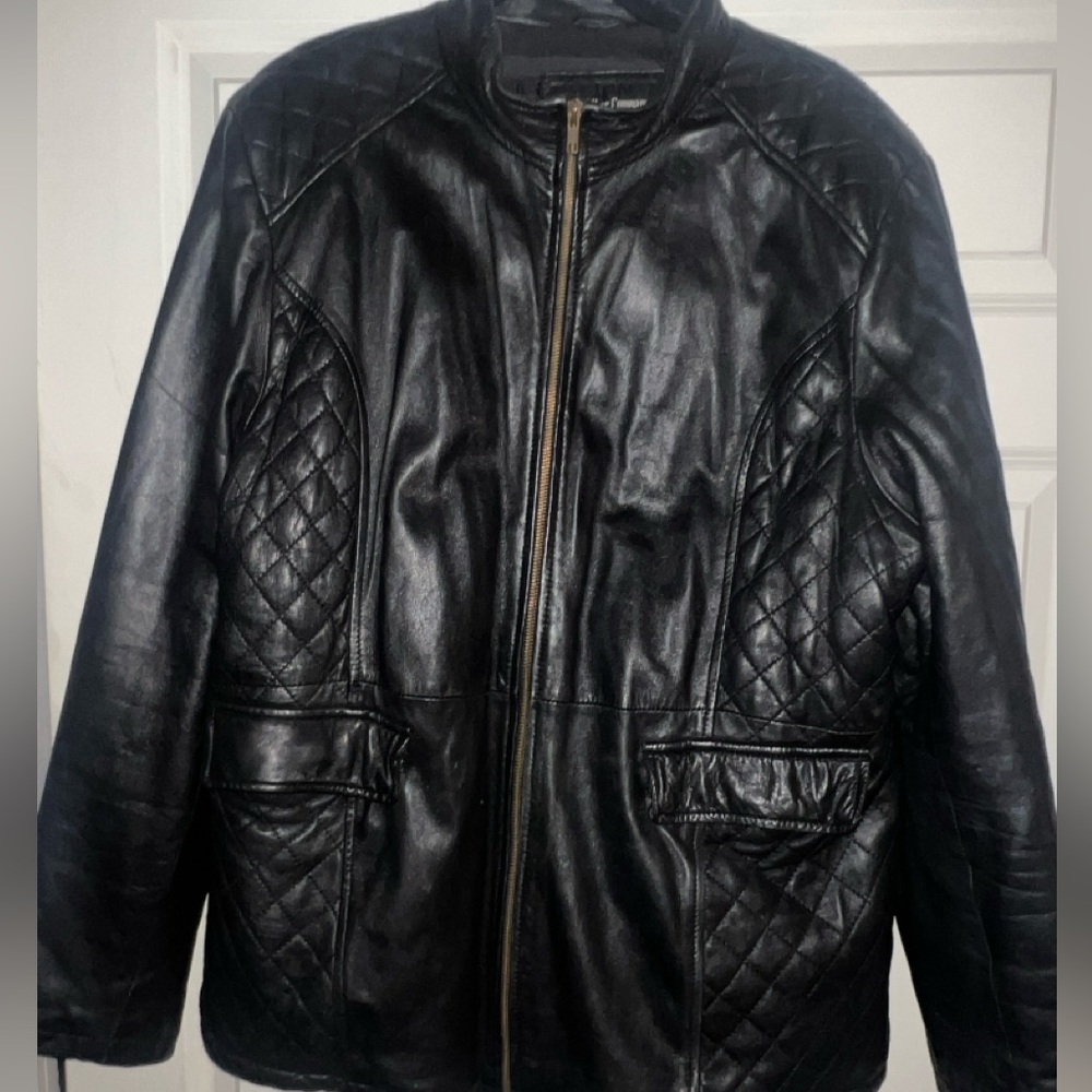 Leather jacket from the leather company
